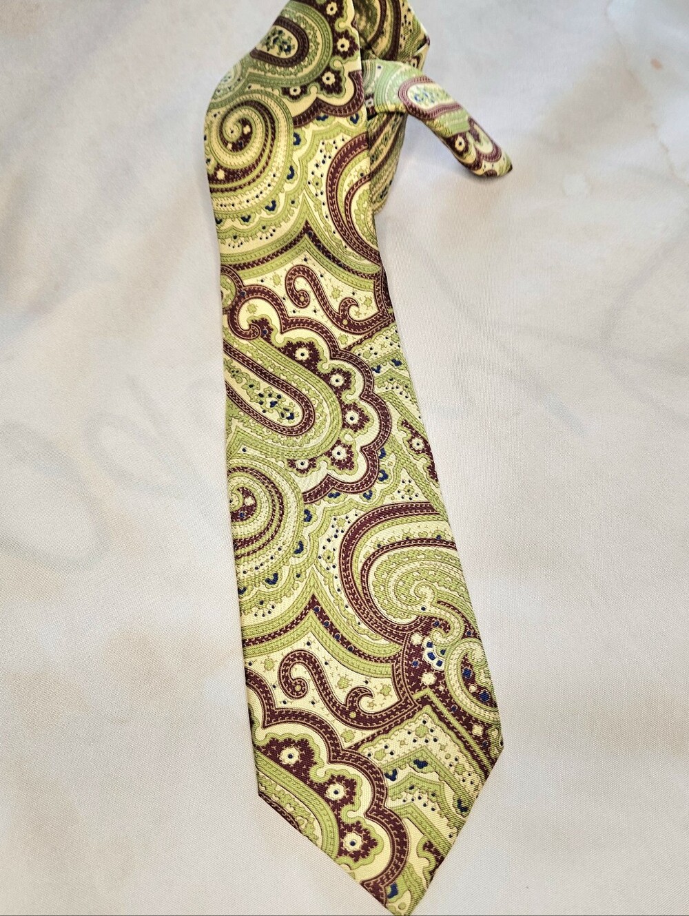 Fendi Paisley Silk Tie in Multi Color Paisley